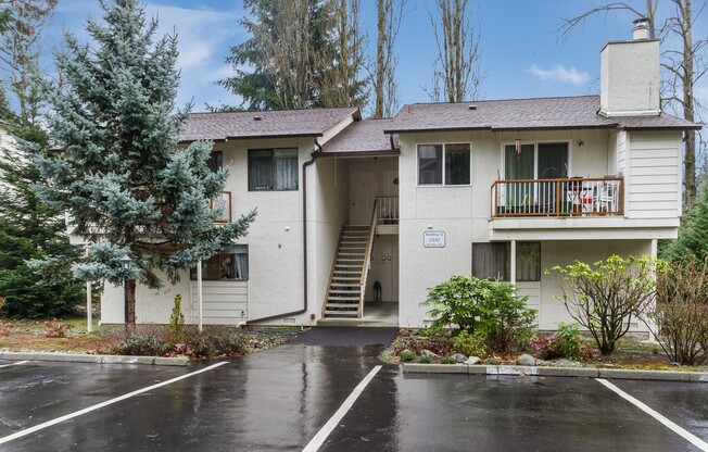 Kirkland Condo