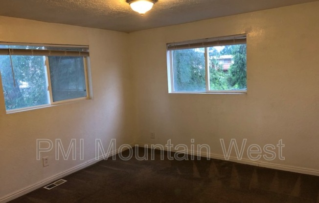 2 beds, 1 bath, 1,025 sqft, $1,395