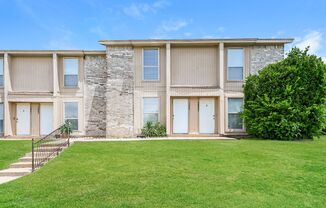 Coates Circle Townhomes