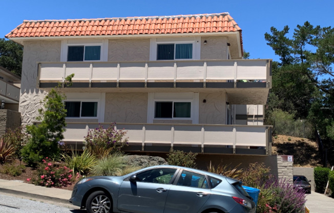 1340 PALOS VERDES DR
