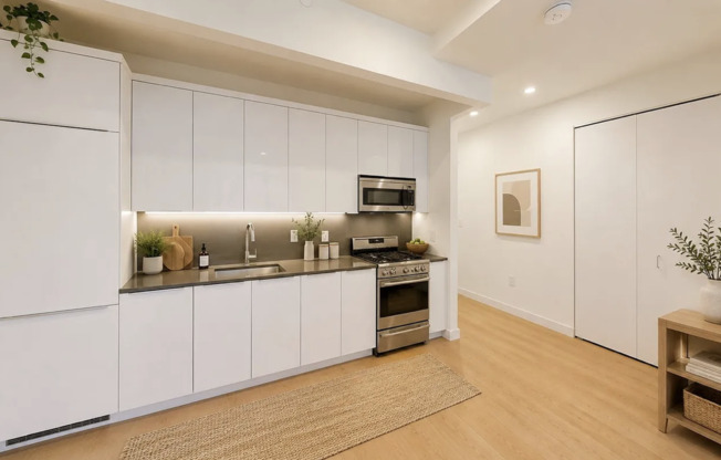 1 bed, 1 bath, $3,935, Unit 1718