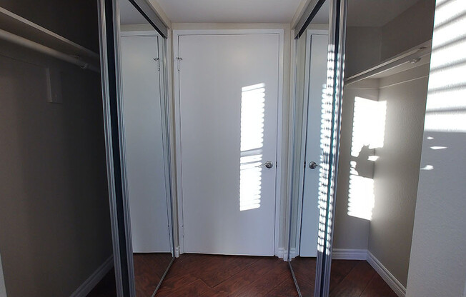 2 beds, 2 baths, 950 sqft, $2,950, Unit 206
