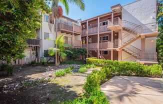 Fully Furnished Minutes from the Beach Newly Remodeled 2 Bedroom Move in Ready!