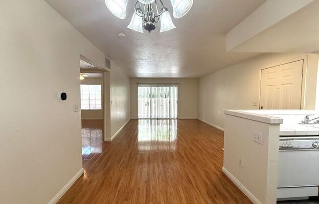 1900 Rio Canyon Ct #103