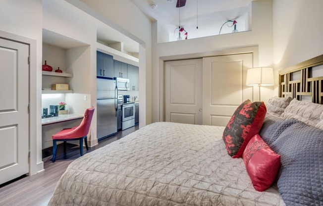 Spacious Bedrooms at Windsor at West University, 2630 Bissonnet Street, Houston