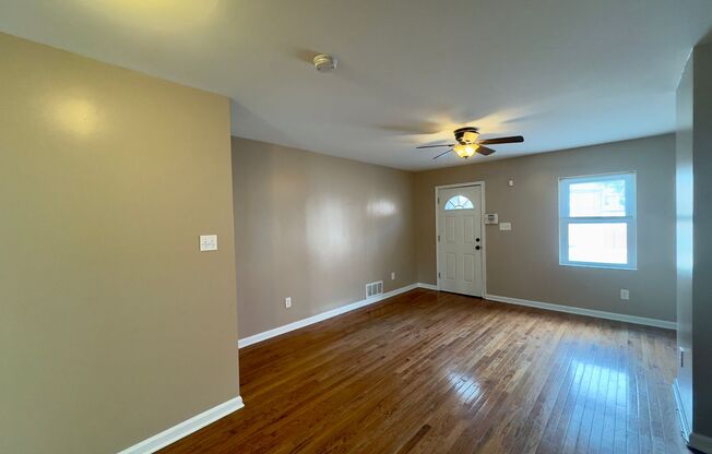 Charming 3 Bedroom/2.5 Bathroom Townhome in East Baltimore, MD!