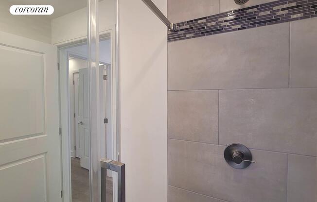 2 beds, 2 baths, $7,650, Unit 10B