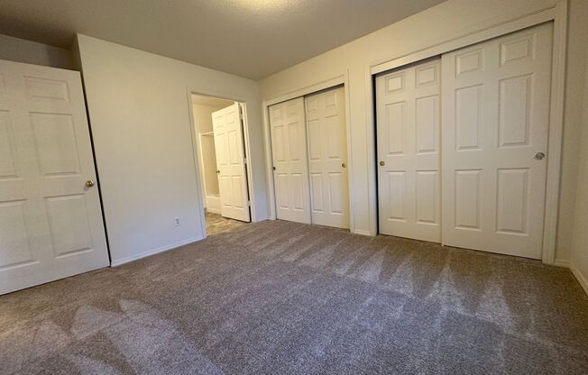 2 beds, 2 baths, 1,000 sqft, $1,595