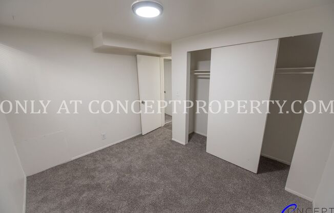 2 beds, 1 bath, 880 sqft, $1,249, Unit 17