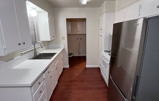 2 beds, 1 bath, 735 sqft, $1,500, Unit Unit 4031