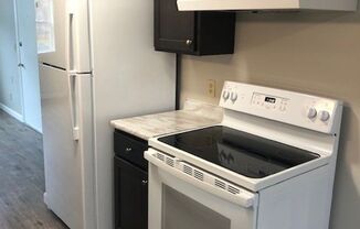 1 bed, 1 bath, $1,394, Unit 10