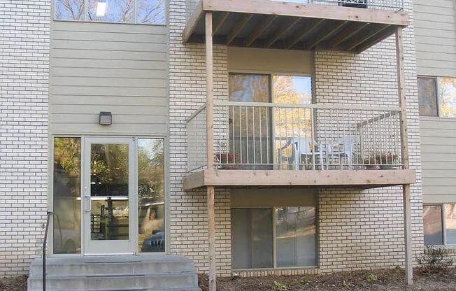 Concorde Place Apts.