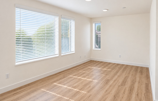 Studio, 1 bath, 434 sqft, $1,995, Unit 704