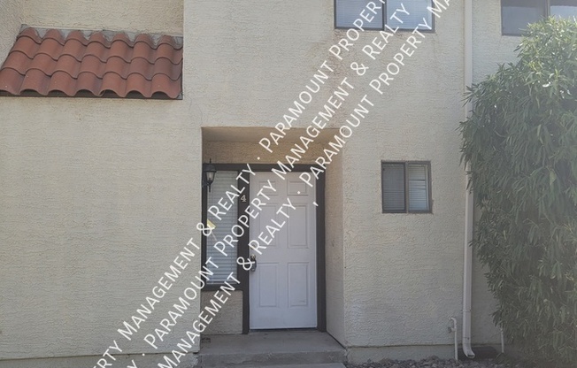 1546 E SAHUARO DR