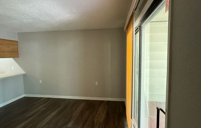 Come See This Beautiful Remodeled 2 Bed 1 Bath Condo in Mystic Woods! Available Now!