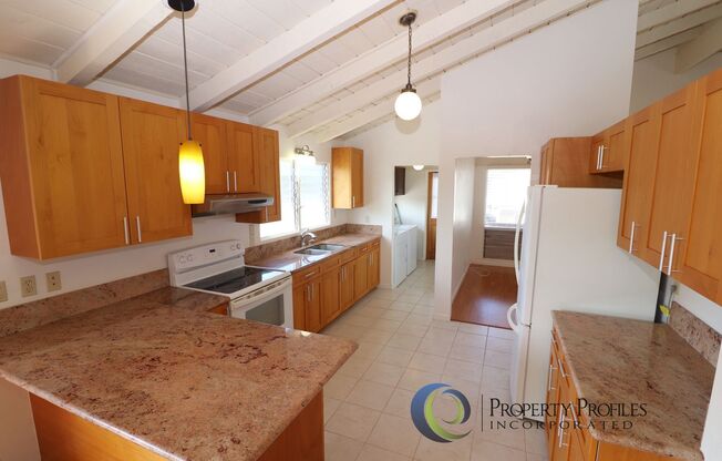 Newtown Perimeter Lot - 3 Bedroom 2 Bath Home - Available Now!