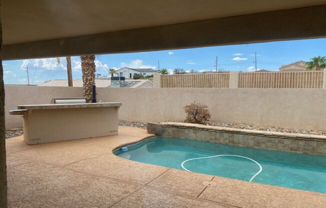 3 beds, 2 baths, $2,450, Unit Maricopa Ave