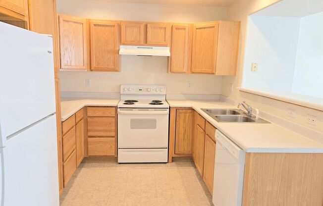 3 beds, 2 baths, $1,650