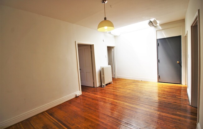 22 E Mt. Vernon Pl.