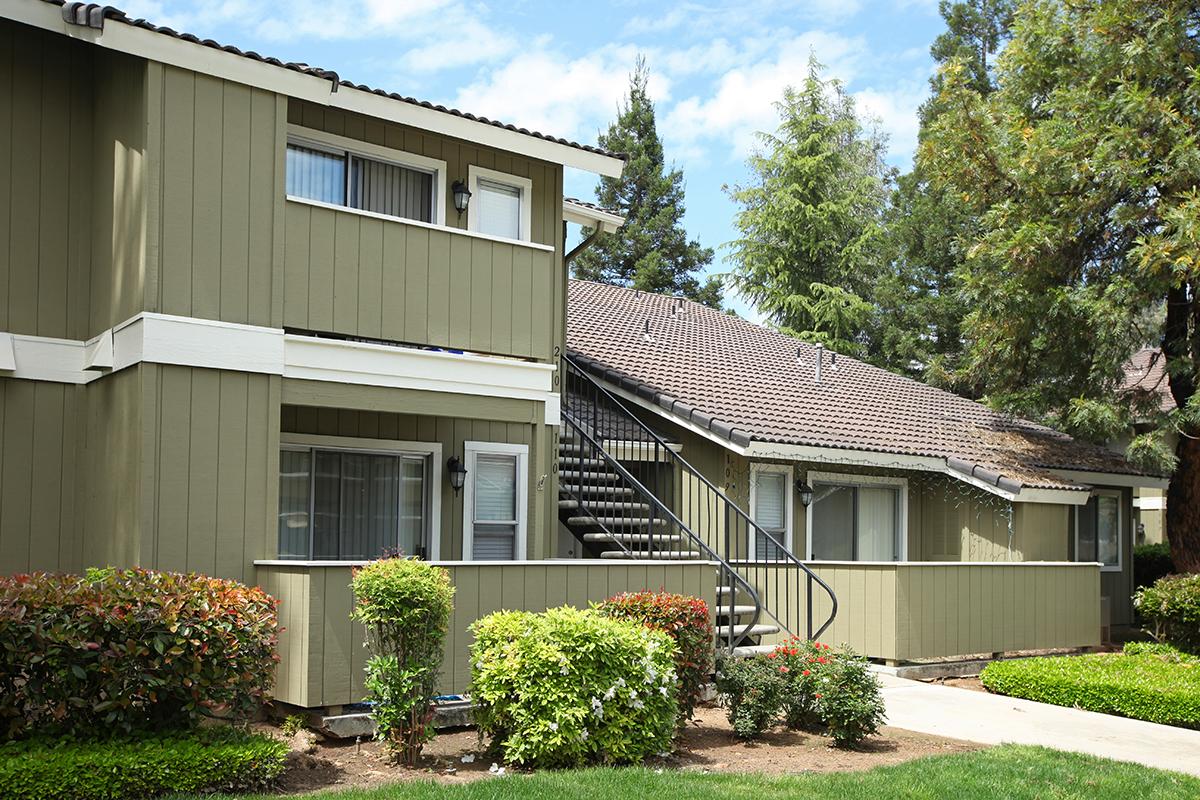 Sierra Meadows - Apartments in Fresno, CA