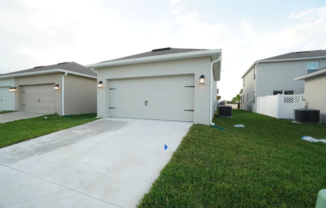 Popular Winter Garden Townhome! Great Location! Great Schools!