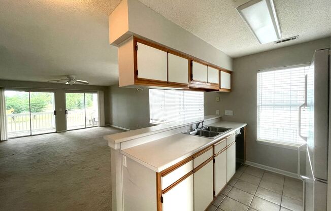 2 beds, 2 baths, $1,395