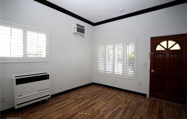 1423 PLEASANT AVE