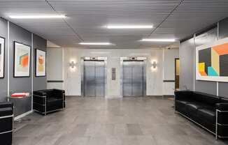 910 Penn - Modern lobbies