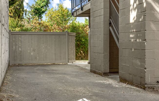 WAY Waytcliff Apartments
