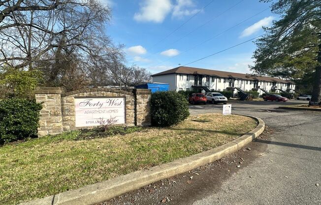 1 bed, 1 bath, 600 sqft, $925, Unit 10