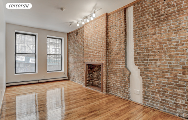 619 W 142 ST