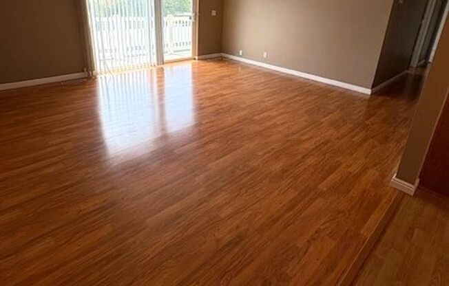 2 Bedroom Condo in Millcreek!