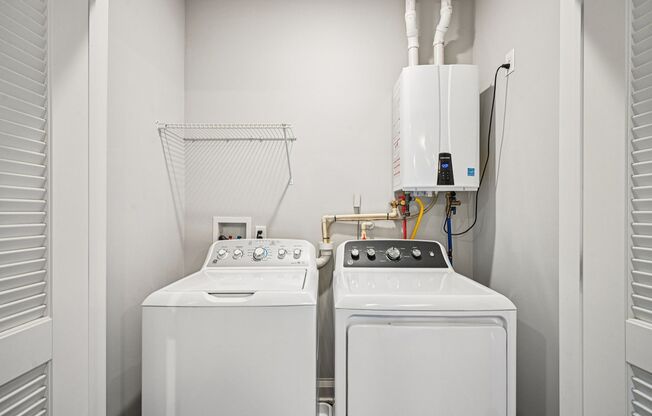 2 beds, 2 baths, 1,195 sqft, $3,526, Unit 1412