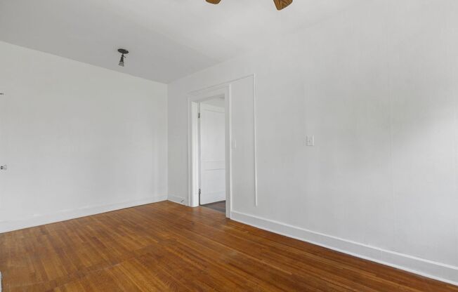 1 bed, 1 bath, 475 sqft, $825, Unit 34
