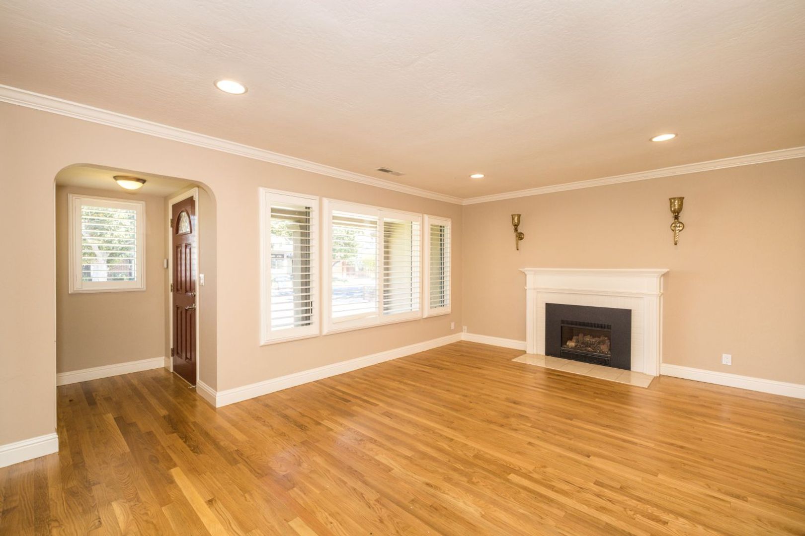 Remodeled 4 Bed, 3 Bath Home w/ Bonus Shed