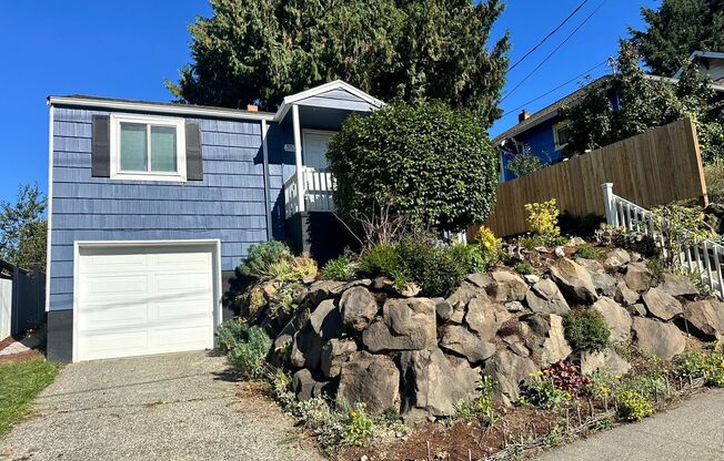 3 Bd / 2 Ba Seattle Home