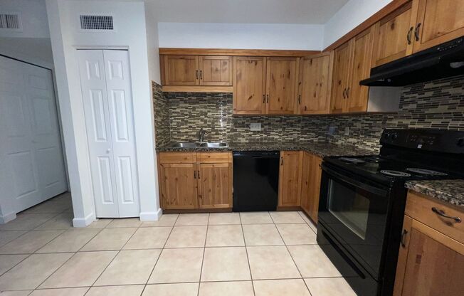 3 beds, 1 bath, $1,495