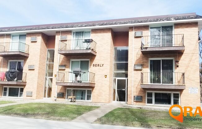 Berlyn Apartments