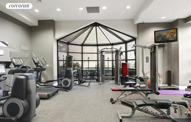 2 beds, 2 baths, $5,425, Unit 2A