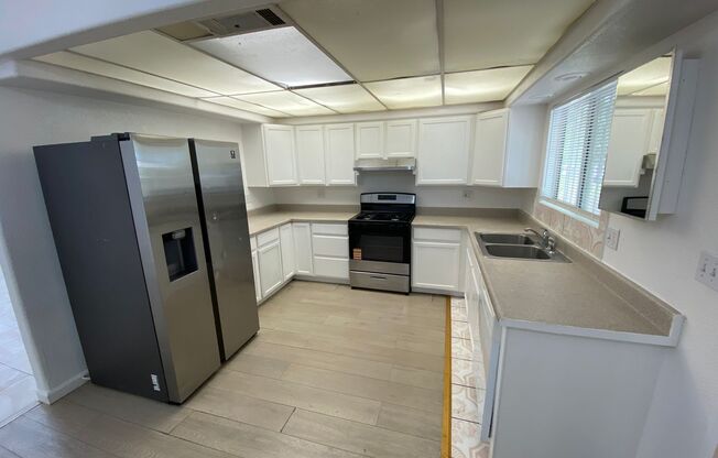 4 bed/2 bath home Located in Central Las Vegas