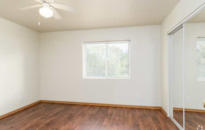 2 beds, 2 baths, 1,200 sqft, $1,445, Unit 1105B;1/2HW