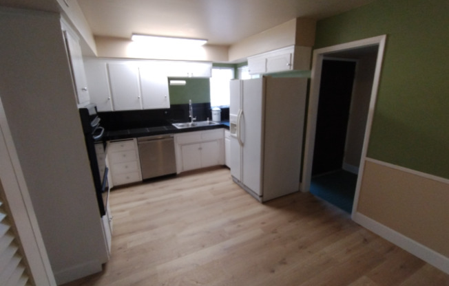 628 W CAMINO
