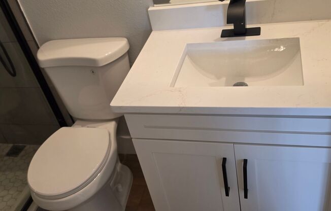 2 beds, 2 baths, $1,500, Unit Unit B105