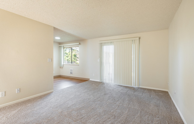 2 beds, 1 bath, 745 sqft, $1,685