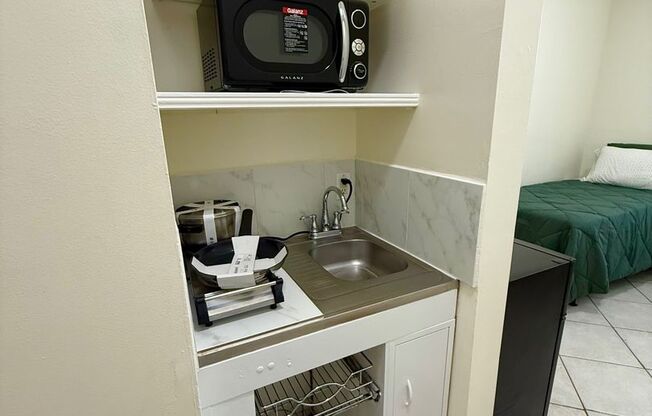 Studio, 1 bath, $1,395, Unit 109