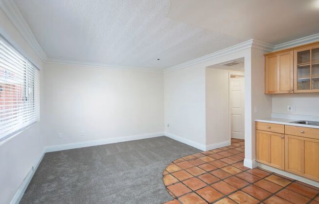 1 bed, 1 bath, 427 sqft, $2,300, Unit 223