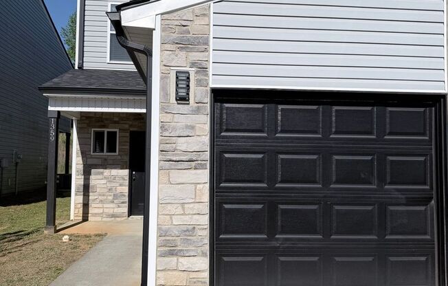 3 beds, 2.5 baths, 1,366 sqft, $1,499, Unit 1359