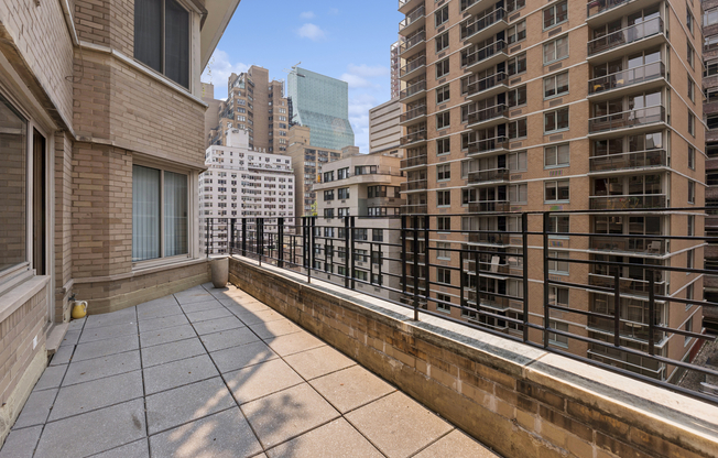 Studio, 1 bath, 350 sqft, $3,800, Unit 11E