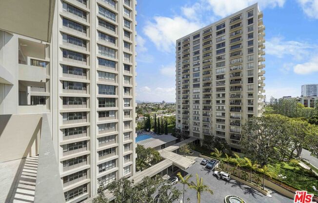2 beds, 2 baths, 1,080 sqft, $6,300, Unit 808