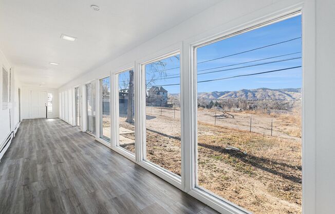 Large 4 bed 4 bath Home in Golden!